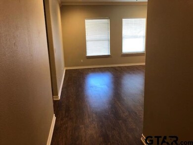 1750 1750 Centennial unit 116, Tyler, TX 75703 - photo 2