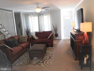 6816 Clover Ln, Upper Darby, PA 19082 - photo 4