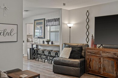 132 S Crest Ave, Trumann, AR 72472 - photo 5