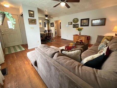 2522 Regina Ave, Columbus, OH 43204 - photo 4