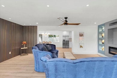 13495 Oval Dr E, Largo, FL 33774 - photo 5