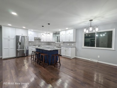 2 Mary Lane Ct, Frankenmuth, MI 48734 - photo 5