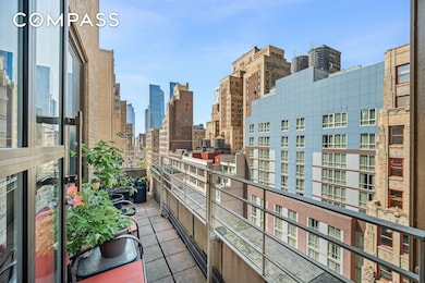 130 W 30th St unit 16A, New York, NY 10001 - photo 3