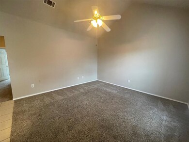 120 Collett Ct unit 122, Weatherford, TX 76088 - photo 4