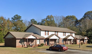 102 Mountain View Ct, Hamilton, GA 31811 - photo 2