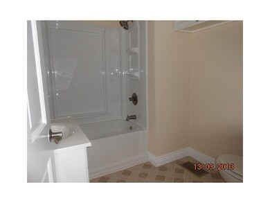 105 N Perry St, Kirklin, IN 46050 - photo 3