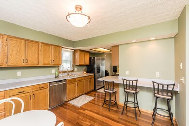 Ample Counter & Cabinet Space