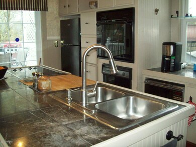 314 Highland St, Hawley, PA 18428 - photo 7