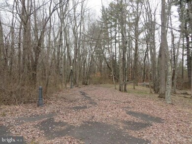 29 Beverly Hills Rd, Warminster, PA 18974 - photo 2