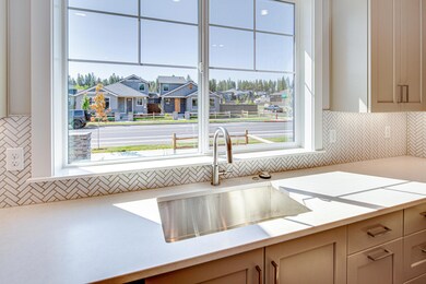 2265 NW Skyline Ranch Rd, Bend, OR 97703 - photo 6