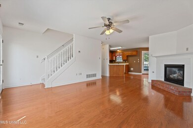 05-2070 Ansley Park Lane-5