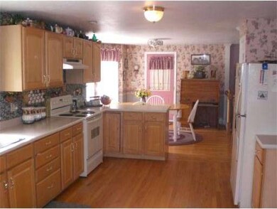 21 Sullivan Blvd, Oxford, MA 01540 - photo 7