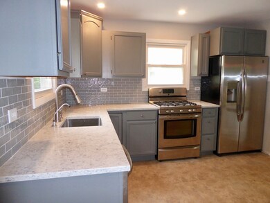 417 Cleveland Ave, Batavia, IL 60510 - photo 2