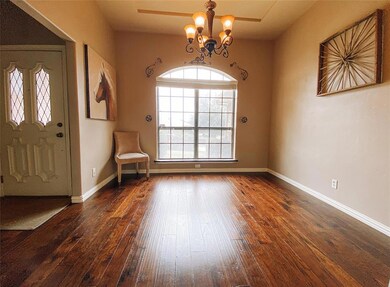 1001 Clear View Dr, Bedford, TX 76021 - photo 3