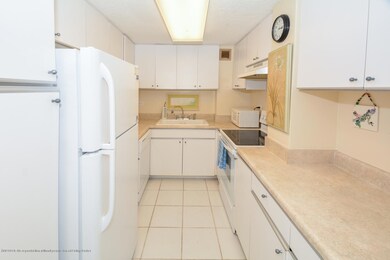 2800 N Flagler Dr 214 West-large-003-21-