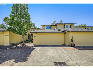 574 Wimbledon Ct, Eugene, OR 97401 - photo 5