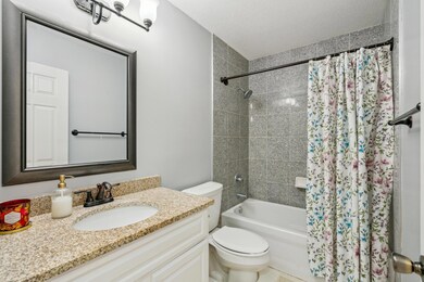 10608 Verdin St NW, Coon Rapids, MN 55433 - photo 6