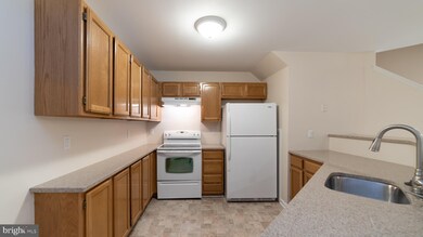 2618 Warren Way unit 34, Frederick, MD 21701 - photo 6