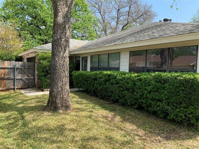 900 Hillside Ct, Bedford, TX 76022 - photo 5