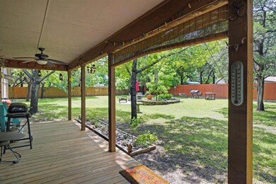 2408 Woodcrest Ct, Granbury, TX 76048 - photo 3