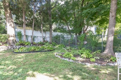 5 Dow Rd, West Roxbury, MA 02132 - photo 4