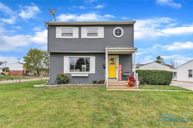 2205 Dahlia Cir, Toledo, OH 43611 - photo 2