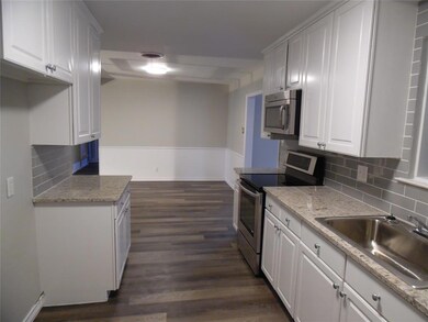 252 Belle St, Bedford, TX 76022 - photo 5