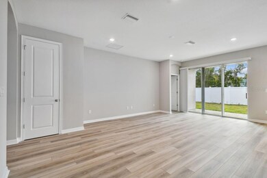 5005 Emerald Acres Way, Zephyrhills, FL 33541 - photo 3