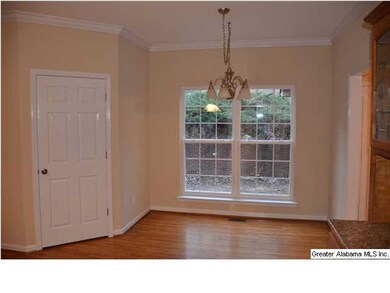 Kitchen eating area