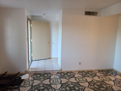 257 Maricela Dr, El Paso, TX 79915 - photo 3