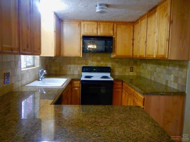 19970 Double Tree Ct, Bend, OR 97702 - photo 6