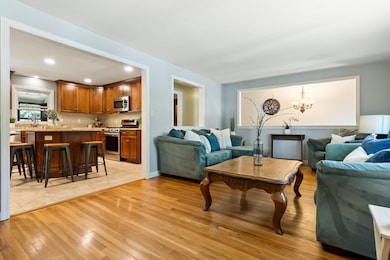 39 Webster St, Hudson, NH 03051 - photo 3