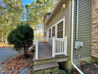 158 Porcupine Ct, Bushkill, PA 18324 - photo 5