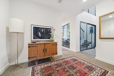 10 S Briar Hollow Ln unit 55, Houston, TX 77027 - photo 2