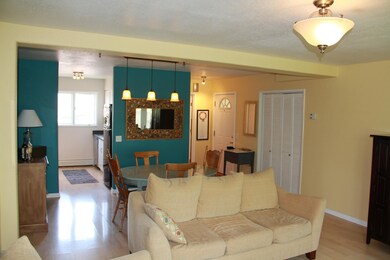 Living:Dining 3