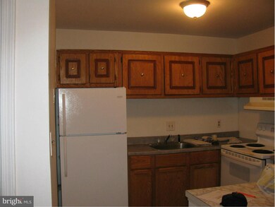 2922 Wren Ct, Woodbridge, VA 22191 - photo 6