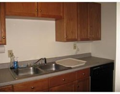 91 Dean Ave unit 91B, Franklin, MA 02038 - photo 2