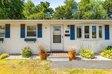 72 Josh Gray Rd, Rockland, MA 02370 - photo 4