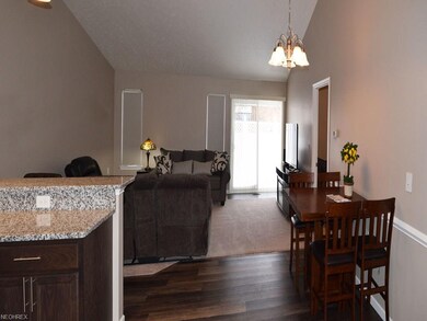 1607 Par Dr, Wickliffe, OH 44092 - photo 3