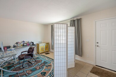 540 E Harmony Ave unit 4, Mesa, AZ 85204 - photo 5