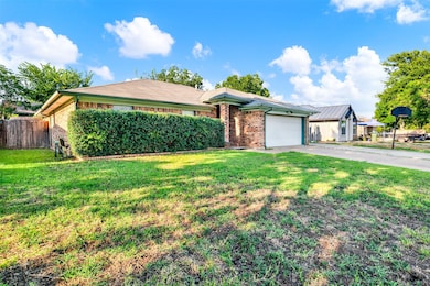 2920 Cripple Creek Trail, Grapevine, TX 76051 - photo 3