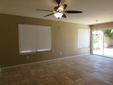 4- Family Room & Dining View