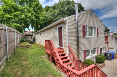 32 Arthur St, West Warwick, RI 02893 - photo 3