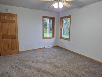 9078 Thompson Rd, Marshfield, WI 54449 - photo 6