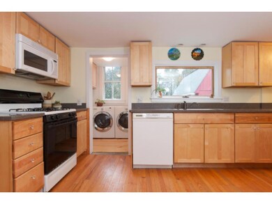 24 Leclair St, Winooski, VT 05404 - photo 5