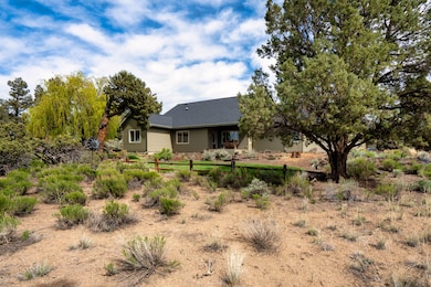 7170 NW River Springs Rd, Redmond, OR 97756 - photo 2