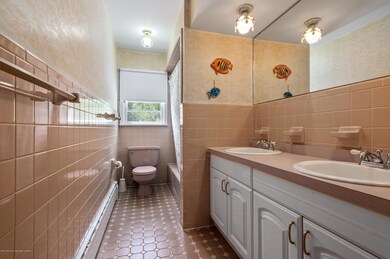 13_248MatawanAve_8_Bathroom_HiRes