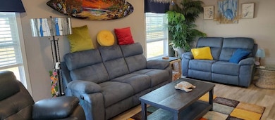 16613 Gardenia Dr, Fort Myers, FL 33908 - photo 3