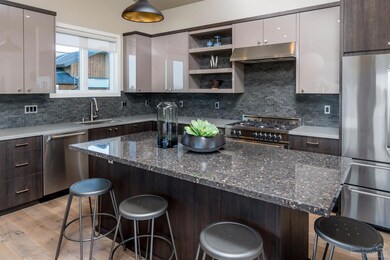 19120 Gateway Loop, Bend, OR 97702 - photo 4