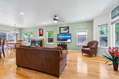 1314 NW Bellevue Place, Grants Pass, OR 97526 - photo 6